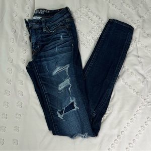 American eagle distressed skinny jeans size 2L